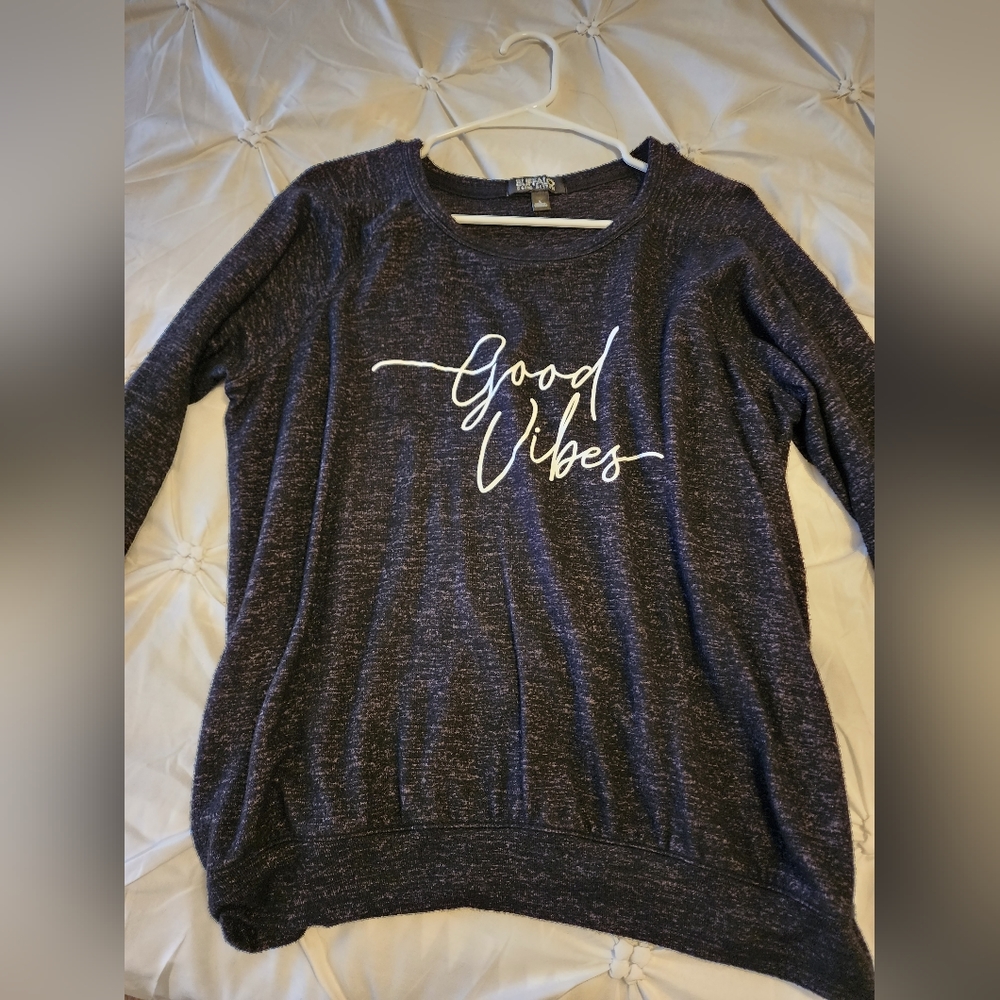 Buffalo Brand novelty sweater lightweigh